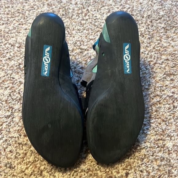 Scarpa Women's Climbing Shoes - Teal and Gray - Picture 4 of 5